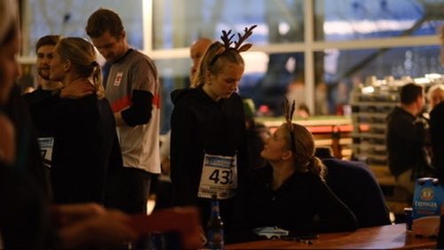 AE2694F0-39CD-46AB-BE09-F6D6FB5F4800 4 5005 c