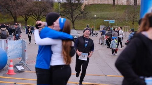 B06F3448-DEA6-48C8-A016-E30F0C579677 4 5005 c