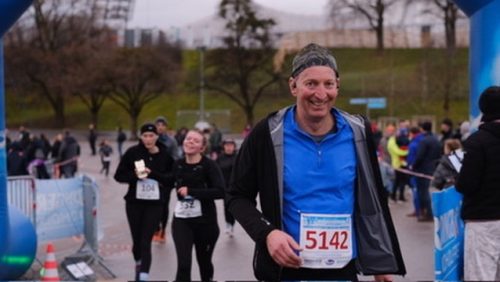 B3B5CC5C-BEBA-483D-9972-E656713CD5DE 4 5005 c