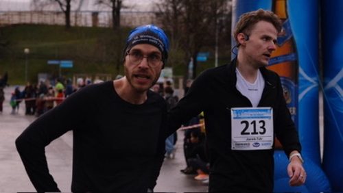 B742F384-CA7C-4327-8283-1F26E3BC8DFE 4 5005 c