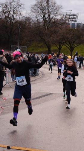 BA21481F-F6DD-4B35-A247-DA3755185FCC 4 5005 c