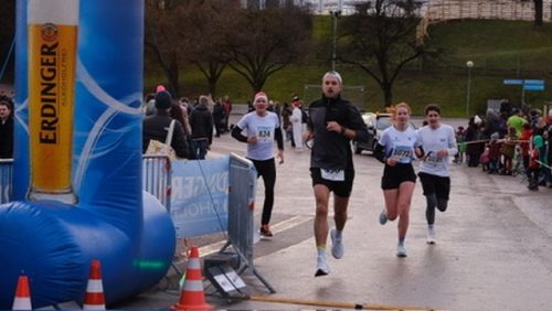 C66982DF-B5A5-4E8E-A350-B0E3FBB84D2F 4 5005 c