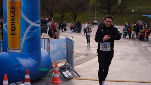 C7E69C19-4251-4828-A394-4FD5FB9C8FBB 4 5005 c