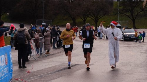 C8F87181-E46C-446E-8E8F-73005C50EE50 4 5005 c