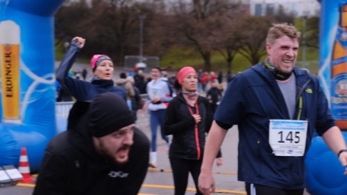 CA9C04E0-4FF7-4260-AE8D-F573687900EC 4 5005 c