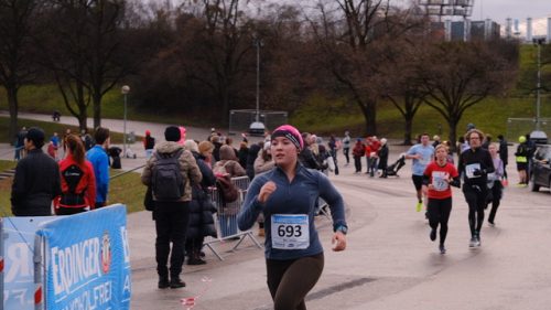 D3A79E20-D495-4DEC-906B-8AAC5F5985AA 4 5005 c