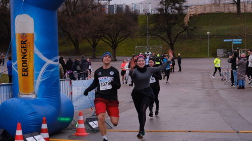 D590EE86-C85E-45D2-A9D0-E9C1833E592A 4 5005 c