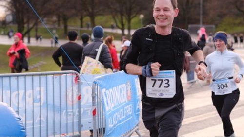 E1A56C17-EE93-41CE-870E-EE7CE0F51ED0 4 5005 c