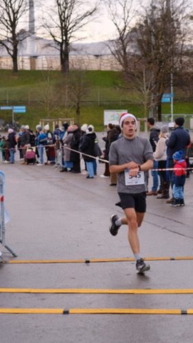 E2812AB6-1DAB-4362-9117-81344E946131 4 5005 c