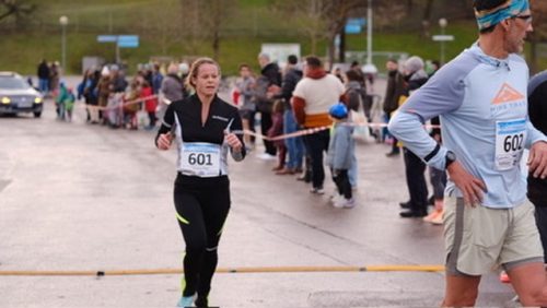 E4F226E8-CB5C-417A-9EC6-C7808E286BAD 4 5005 c