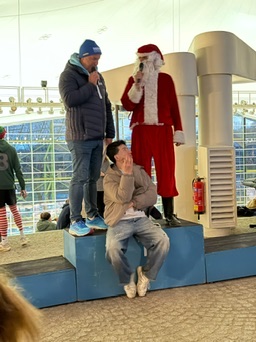 E70A42DA-06C9-4A42-A0C0-B825326E96C2 4 5005 c