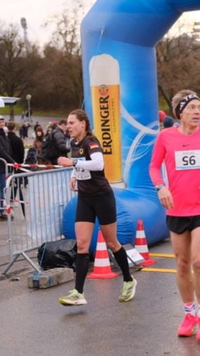 EB5CE477-78D2-4118-A5DA-84896AE0B51B 4 5005 c