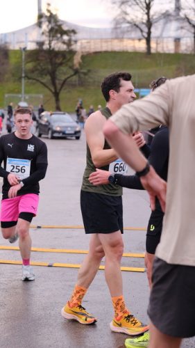 F1528F19-0B70-4B28-8338-0309FF62C521 4 5005 c