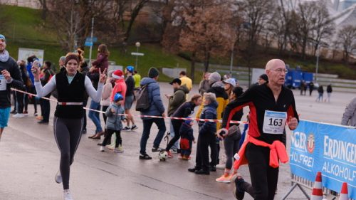 F8D04478-D1A1-4144-A81E-DB8401218938 4 5005 c