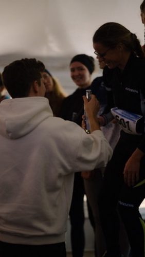 FB8558E2-2B20-414D-B51B-4C4CD4B99F5D 4 5005 c