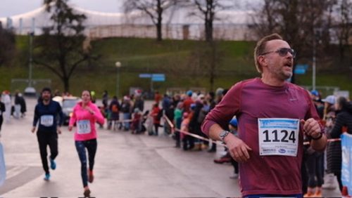 FEEF47A1-46AA-4336-A92A-777ACBFB6BB9 4 5005 c