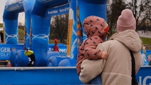 03F6618D-FFB0-492F-B06B-C6C0094579E7 4 5005 c