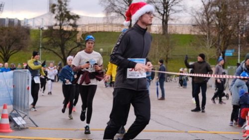 0429A69E-8F14-4C95-89CE-8727E9AF5C18 4 5005 c