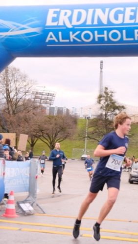 0B2DA072-37AC-408B-96D5-7E6DE809393C 4 5005 c