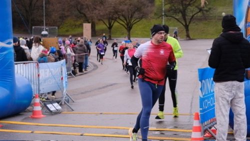 0B66274D-5722-497C-AA16-CC8857BD3D0B 4 5005 c