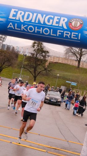 0E33E604-219B-453C-8567-702E3EEAA47F 4 5005 c