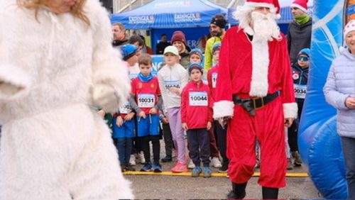 0EBA531B-6E42-48B0-A978-EC06A2CBC265 4 5005 c