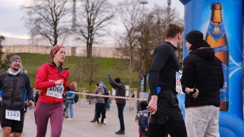 10DB332F-7A33-4FDC-9C4A-6CE0129E95FD 4 5005 c