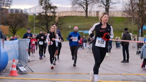 10E6592F-4250-45C9-8EC5-9F82CA0A8258 4 5005 c