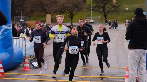 12F4D027-7B92-44AB-A026-9C11A92855FC 4 5005 c