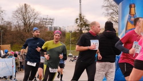 14FE3DDF-B77A-49C1-AA26-77AF2B2976A8 4 5005 c