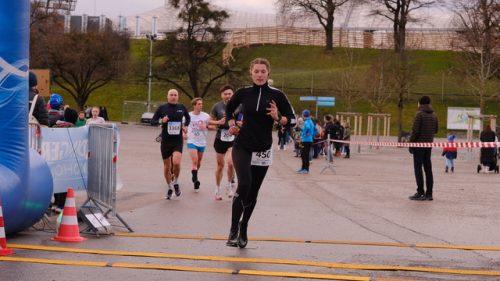 16EC910D-378B-4D6E-9F26-1B8C26C7A1A3 4 5005 c