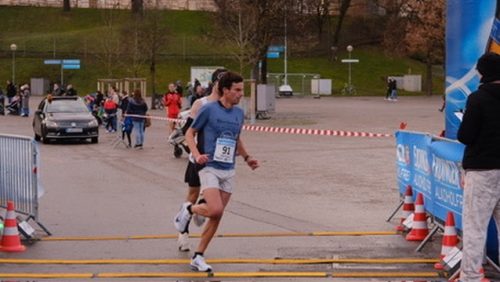 17CDCC82-3DB6-4670-9CA4-64FBF11858BB 4 5005 c