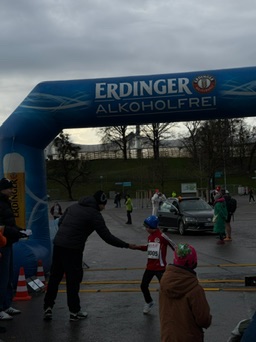 19662EDC-10A7-4711-9958-FC205E9FAB6B 4 5005 c