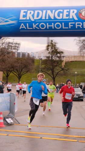 1A14D0E5-699C-4095-88B9-0E43EE9C6A0C 4 5005 c