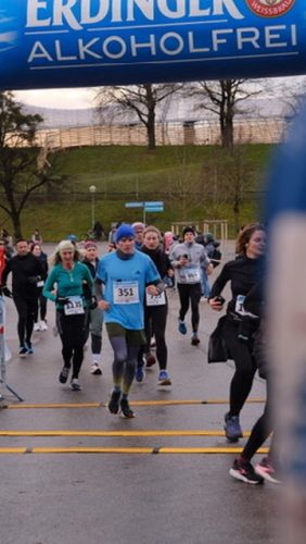 25522BF6-26A7-4A8D-BB38-AE79A999F6EE 4 5005 c