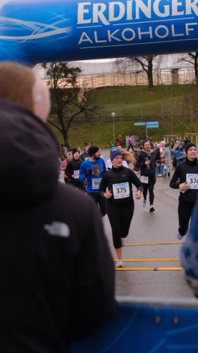 2936BCAF-7D72-490E-9BE2-113A92DCD122 4 5005 c