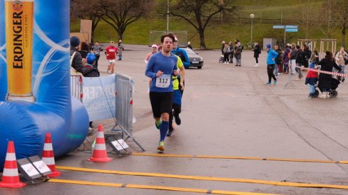 29E6A0EF-A52A-403A-B7C3-EDFAB345907F 4 5005 c