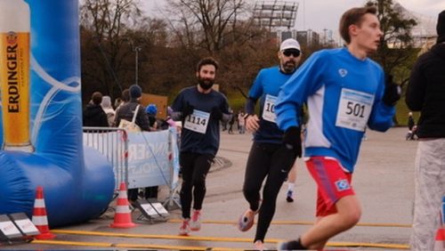 2B1573EB-8926-4A56-BBA6-89697F79AA89 4 5005 c