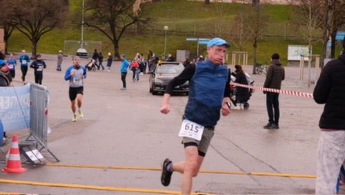 2B378C2F-FD11-41C8-B226-3959509663C5 4 5005 c