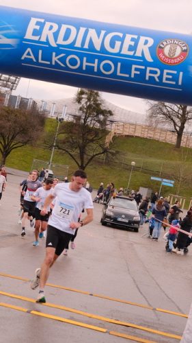 2C494C68-40E7-4476-B2B5-107D6E605A90 4 5005 c