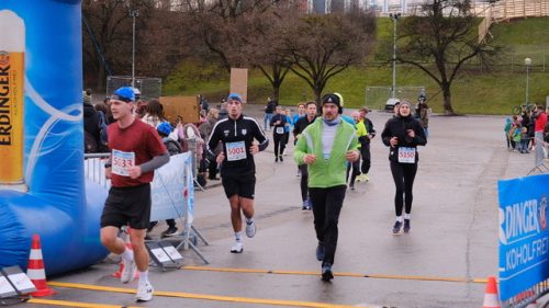 307A0D2C-A8F6-4931-9472-1D293449E45F 4 5005 c