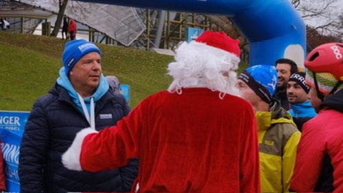 334A6F3C-A461-43E1-9745-C9EC94847673 4 5005 c