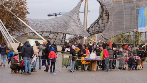 33BA942E-5EAD-4832-9E6D-CD75688EBF91 4 5005 c