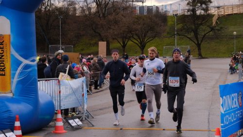 379A5B59-927B-47CD-B1AB-DB2787A7D932 4 5005 c