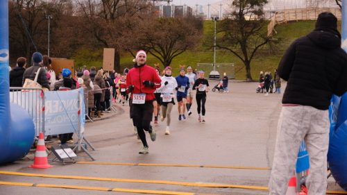 39E885BF-C85F-45F5-822D-6D69D57D6EB3 4 5005 c