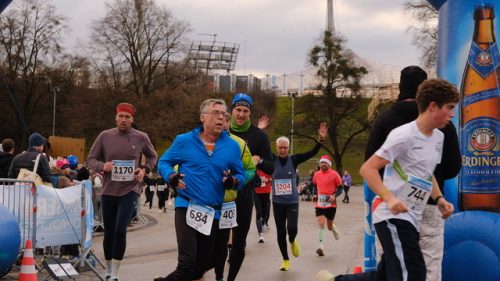 3D77BD3A-6B03-488D-81D2-6C1522DE06DD 4 5005 c