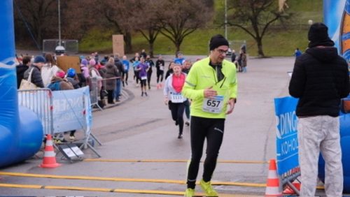 3FEEA0CD-8340-4B23-9788-E48EA76EC59E 4 5005 c