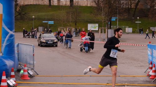 467295DB-051A-4FC9-BFE2-FB6663DCE7CC 4 5005 c