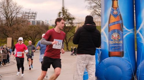 484E54B7-B773-432E-8F37-46187D1E0AF9 4 5005 c