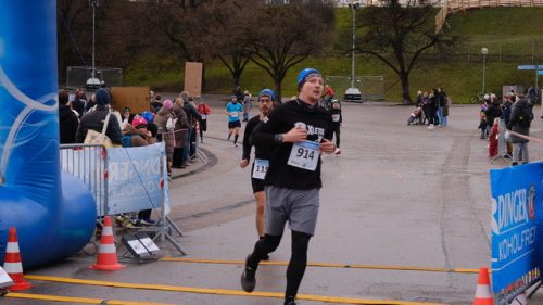 48F661D8-2B69-4190-BFC7-6786D698F59E 4 5005 c